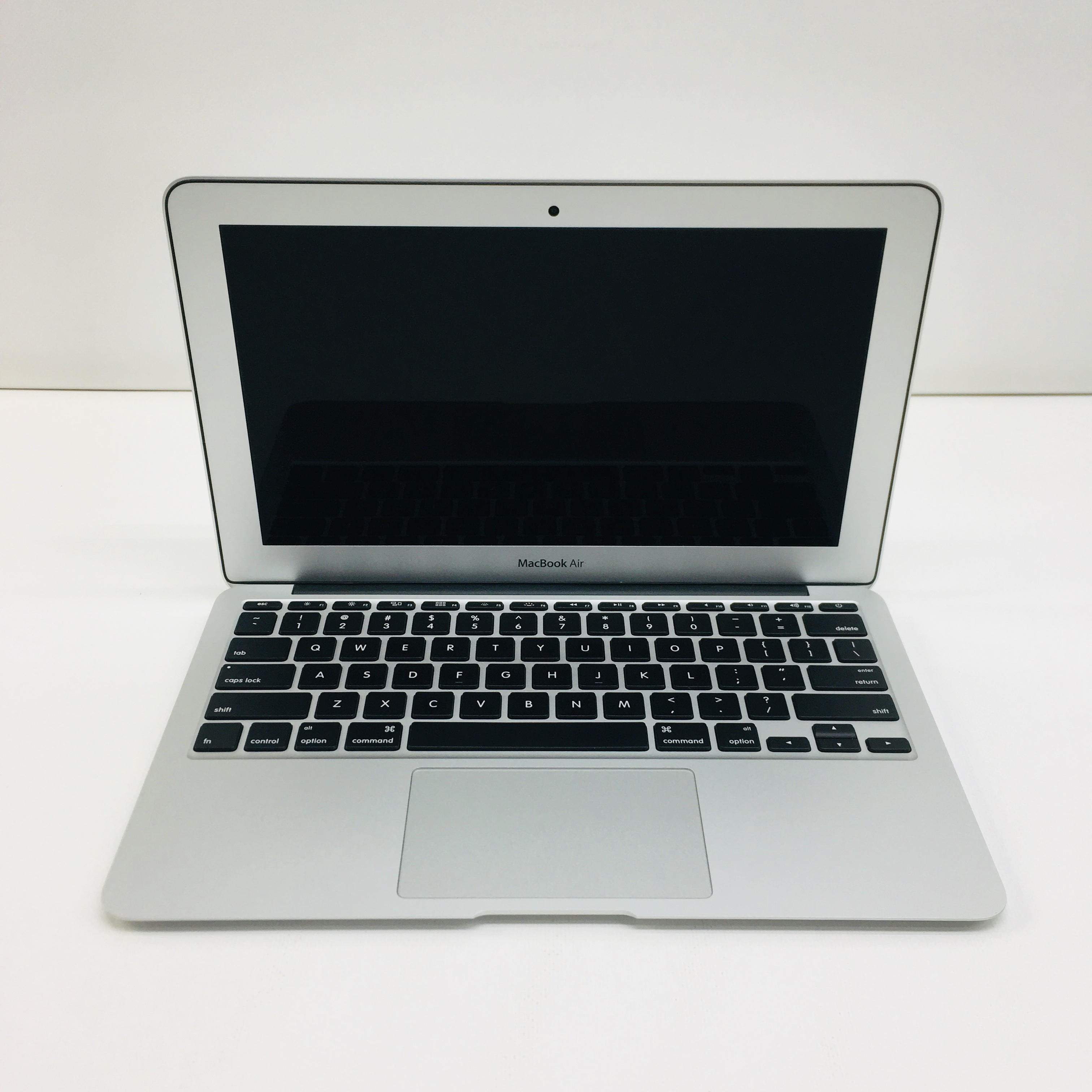 fully refurbished macbook air 11″ early 2015